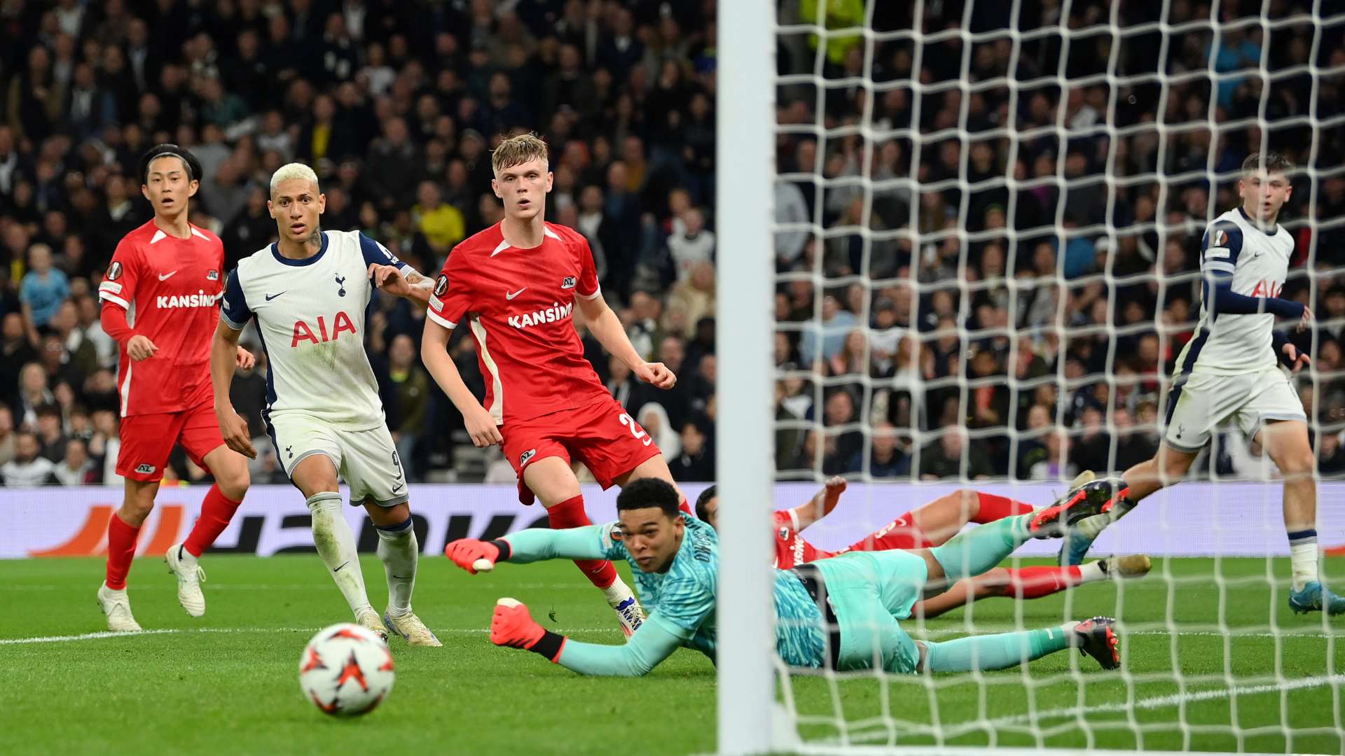 意甲第13輪帕爾馬0-4尤文圖斯 C羅梅開二度莫拉塔頭球建功.